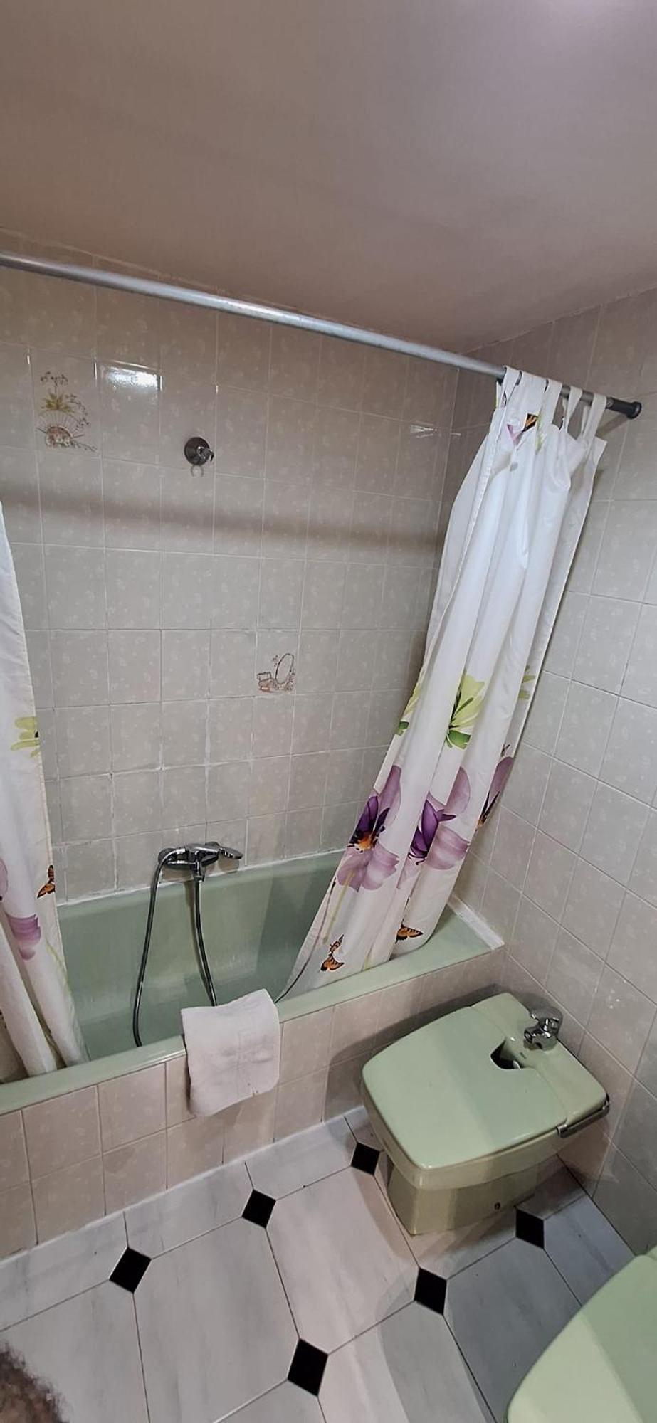 Apartamentos Casa May 1- Centro Benidorm-Solo Mayores De 30 Anos Y Familias Buitenkant foto