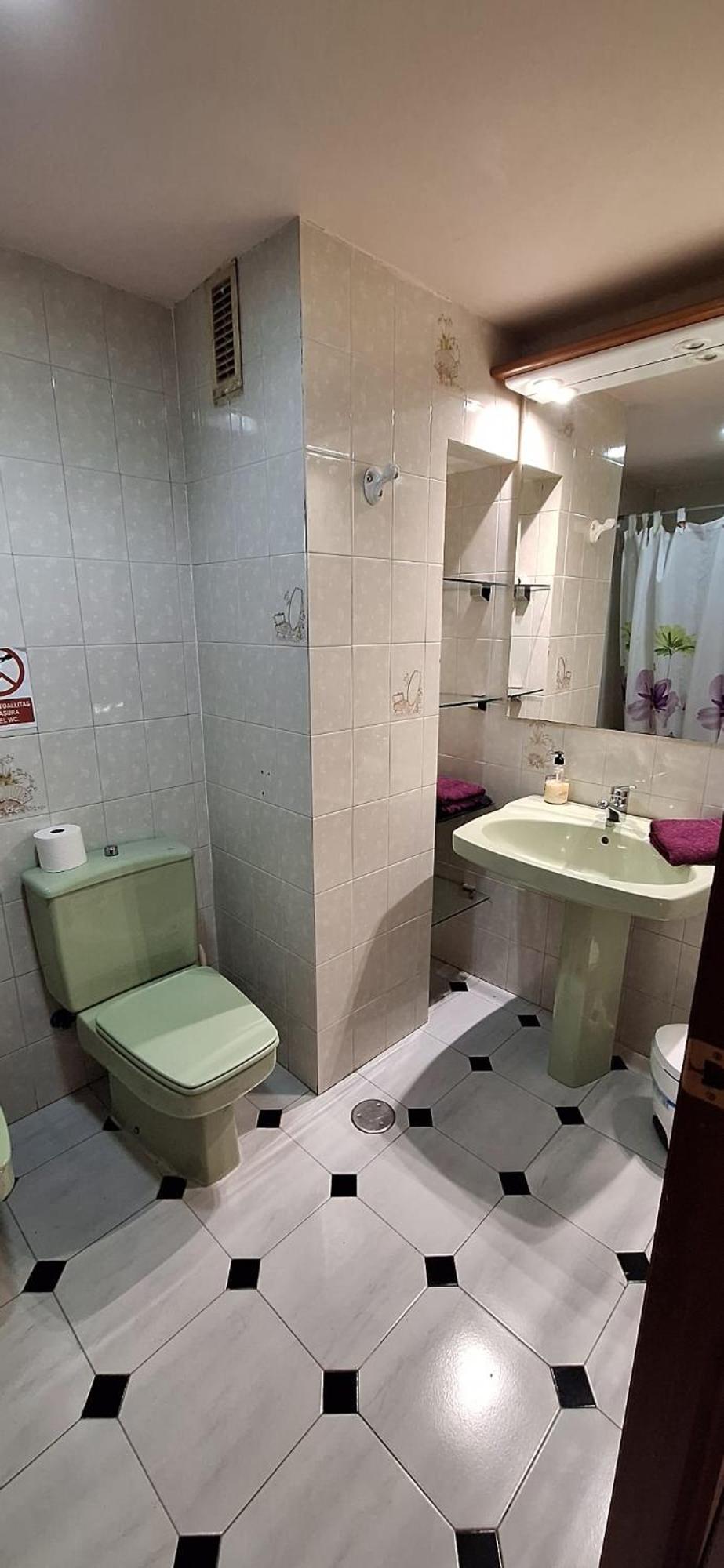 Apartamentos Casa May 1- Centro Benidorm-Solo Mayores De 30 Anos Y Familias Buitenkant foto